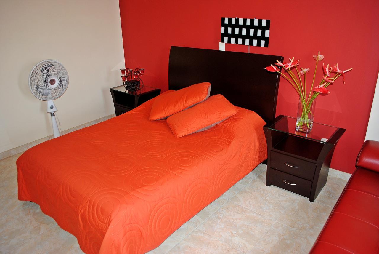 Hotel Victoria Chinchina Luaran gambar