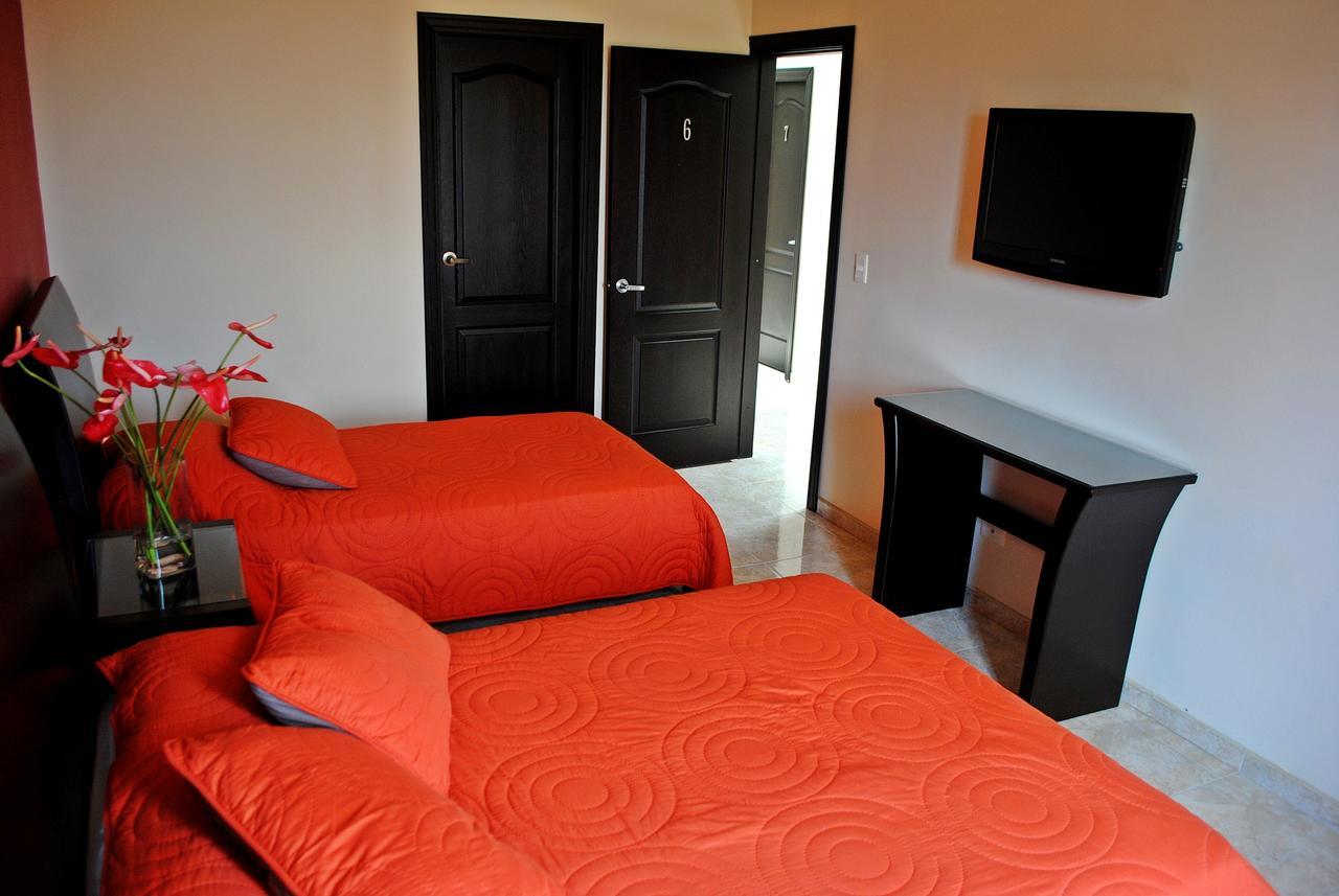 Hotel Victoria Chinchina Luaran gambar