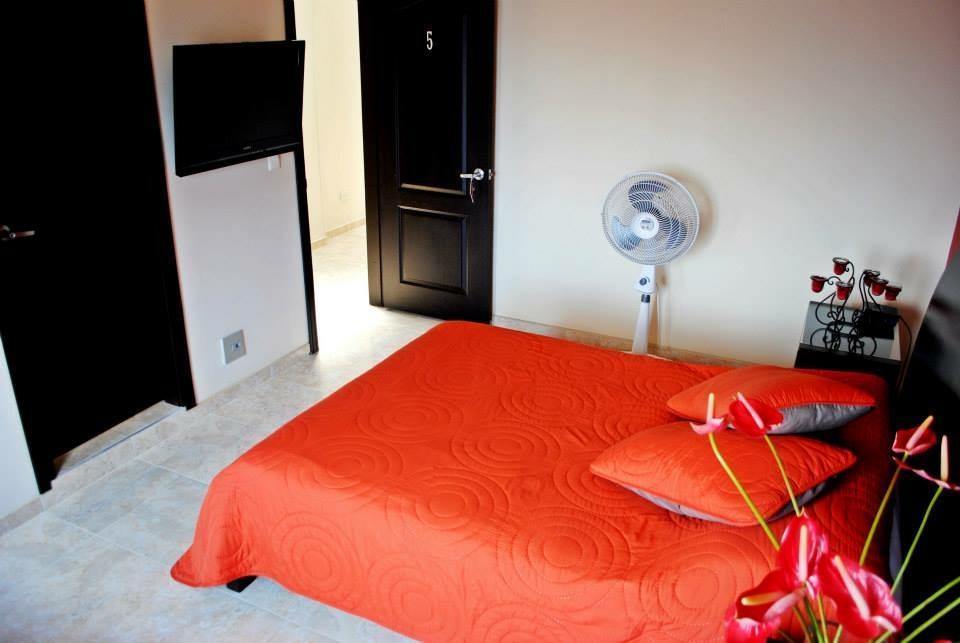 Hotel Victoria Chinchina Luaran gambar